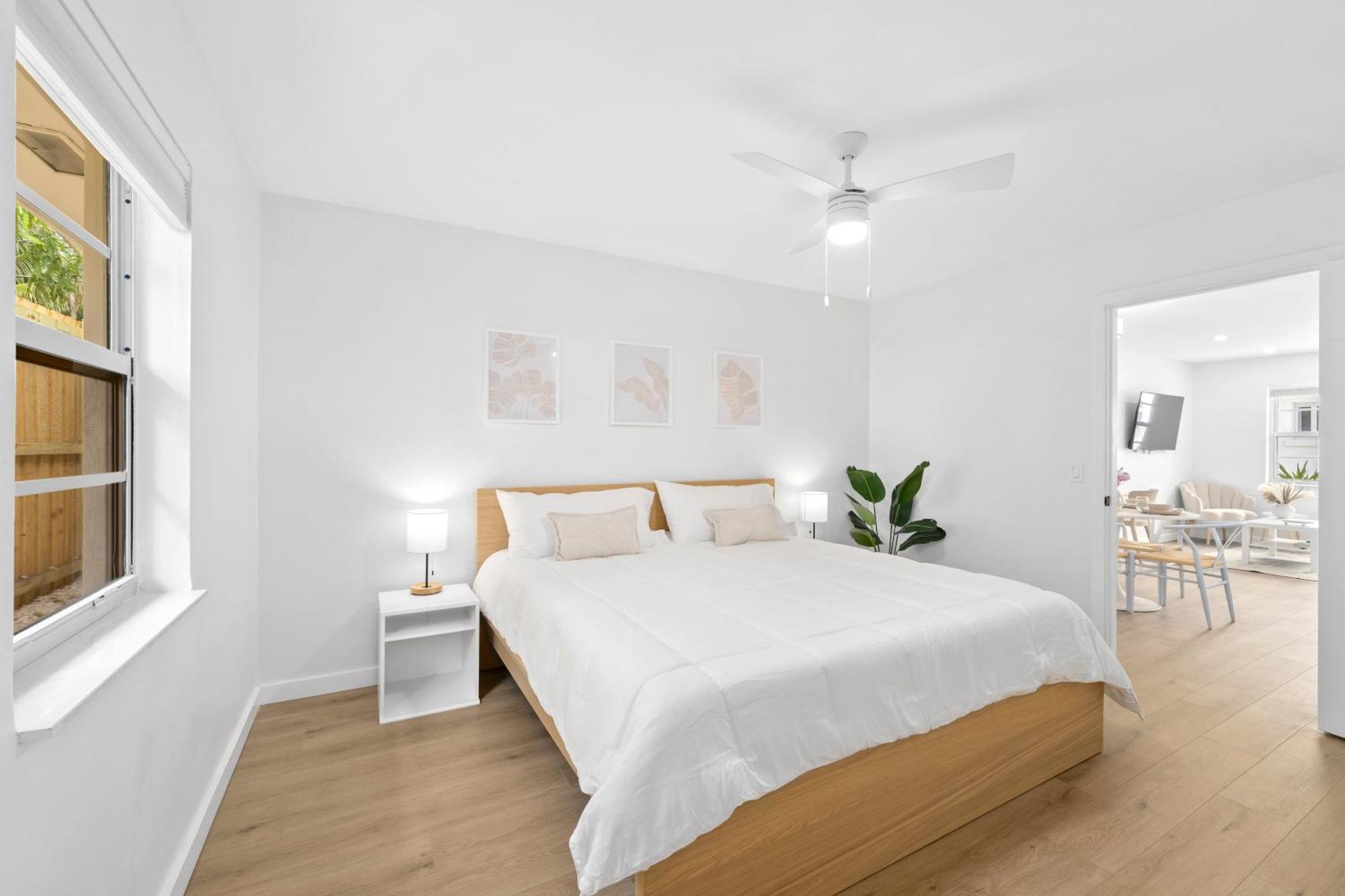M Lake Worth Beach - Modern Villas Near West Palm Beach, Chic Retro Vibes, King Bed, Cozy Backyard, Bbq, Workspace, High-Speed Internet, Free Parking, 5 Minutes To Downtown & Beach Exterior photo