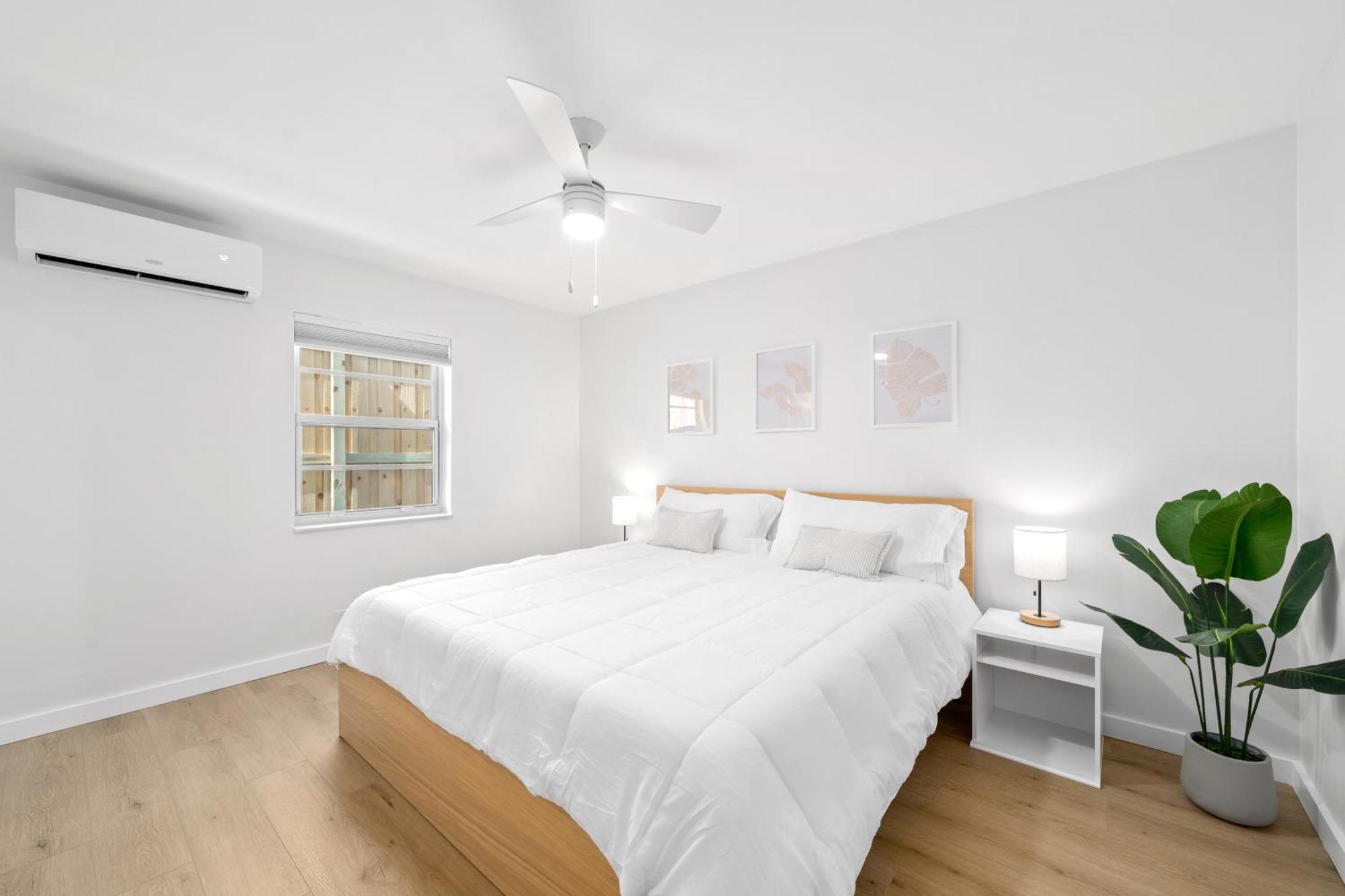 M Lake Worth Beach - Modern Villas Near West Palm Beach, Chic Retro Vibes, King Bed, Cozy Backyard, Bbq, Workspace, High-Speed Internet, Free Parking, 5 Minutes To Downtown & Beach Exterior photo